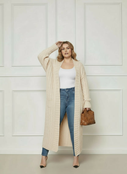 Cardigan long tricoté à poches femme grande taille