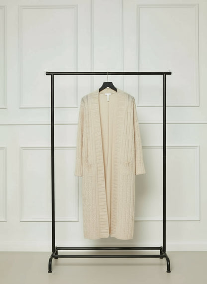 Cardigan long tricoté à poches femme grande taille