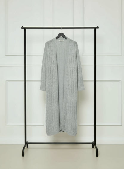 Cardigan long tricoté à poches femme grande taille