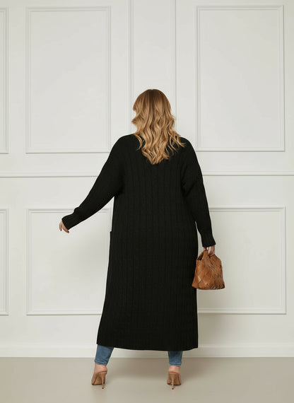 Cardigan long tricoté à poches femme grande taille