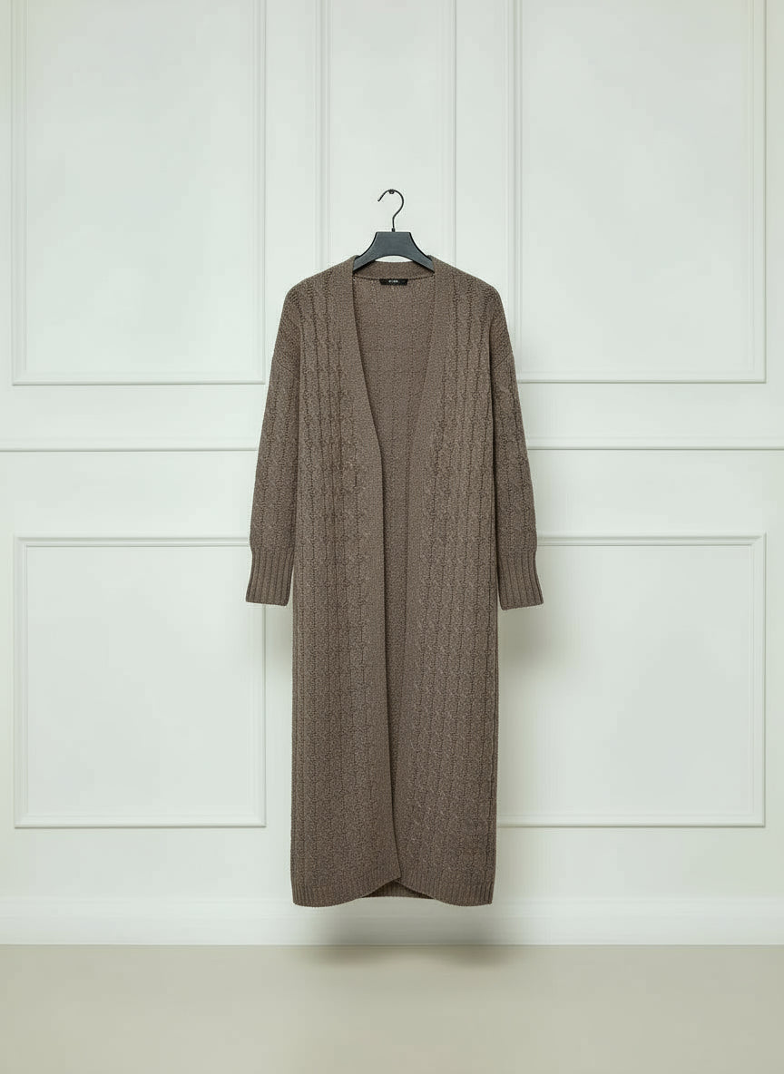 Cardigan long tricoté à poches femme grande taille